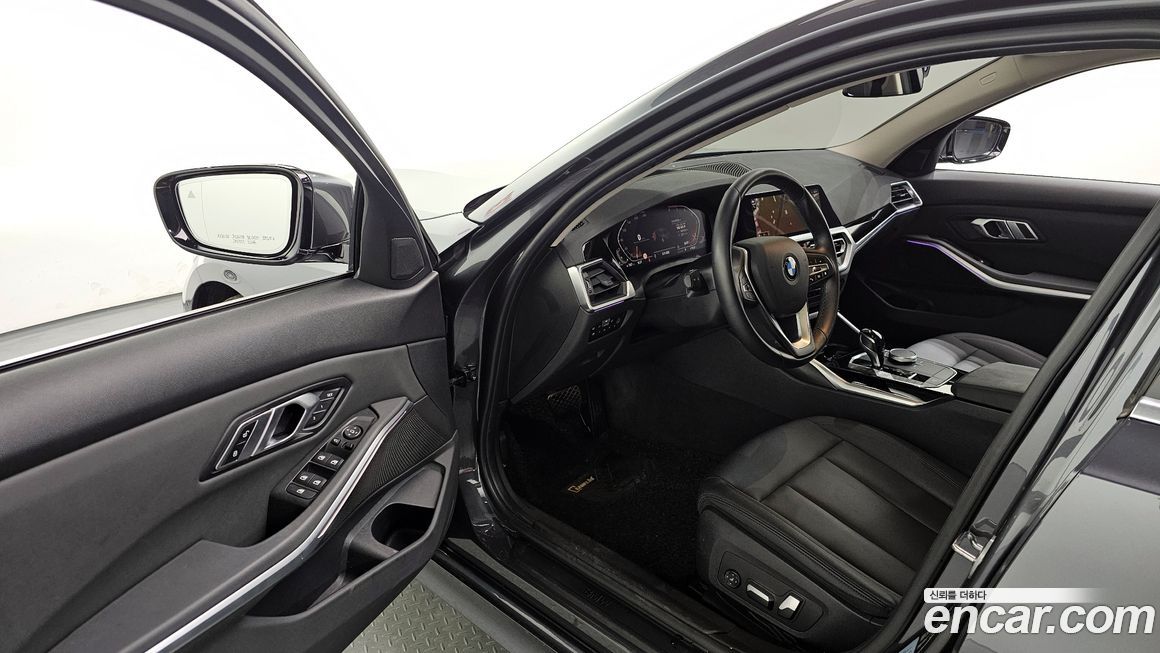 BMW 3-Series 2019