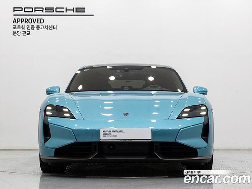 Porsche Taycan 2025
