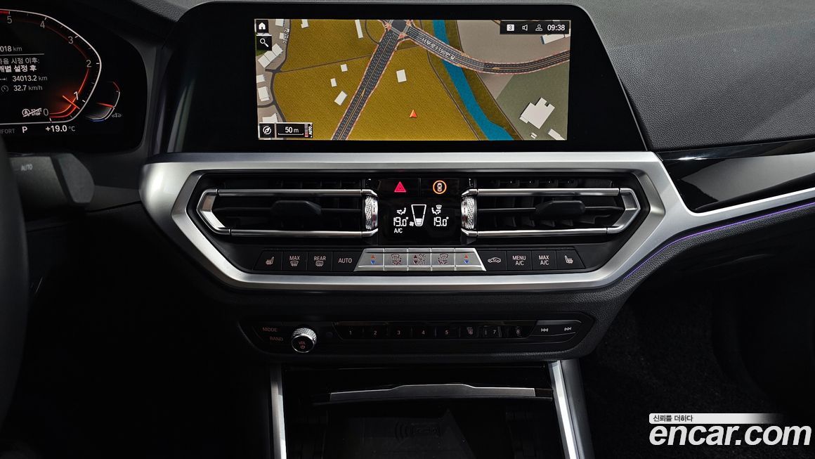BMW 3-Series 2019