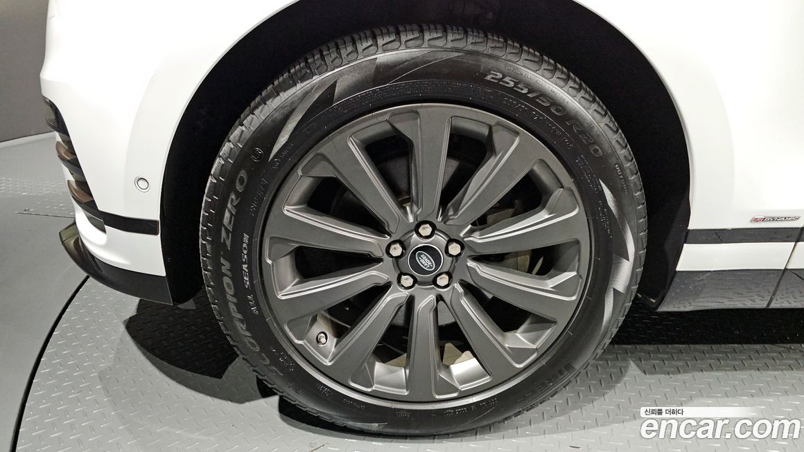 Land Rover Range Rover Velar 2020