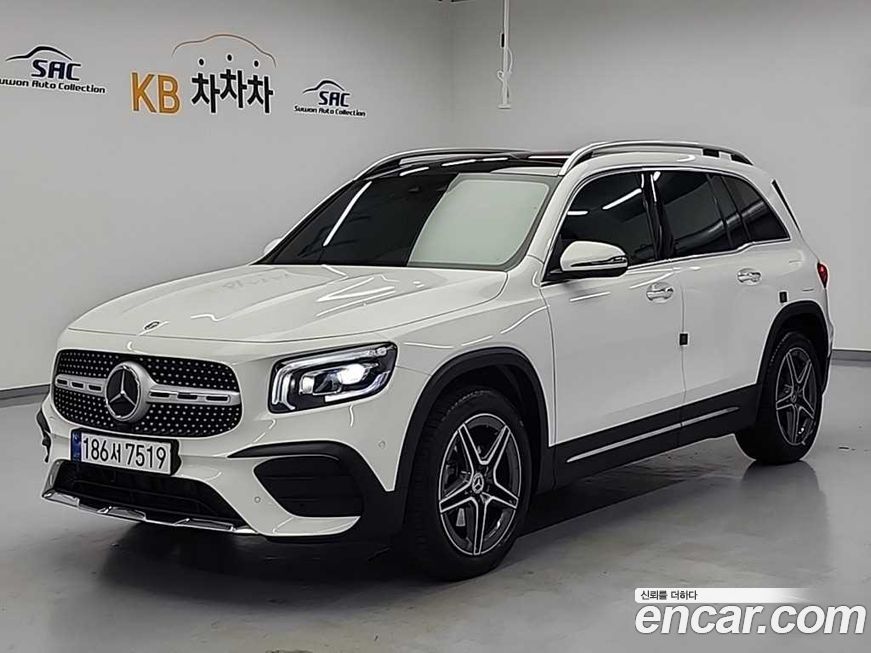 Mercedes-Benz GLB-Class 2023