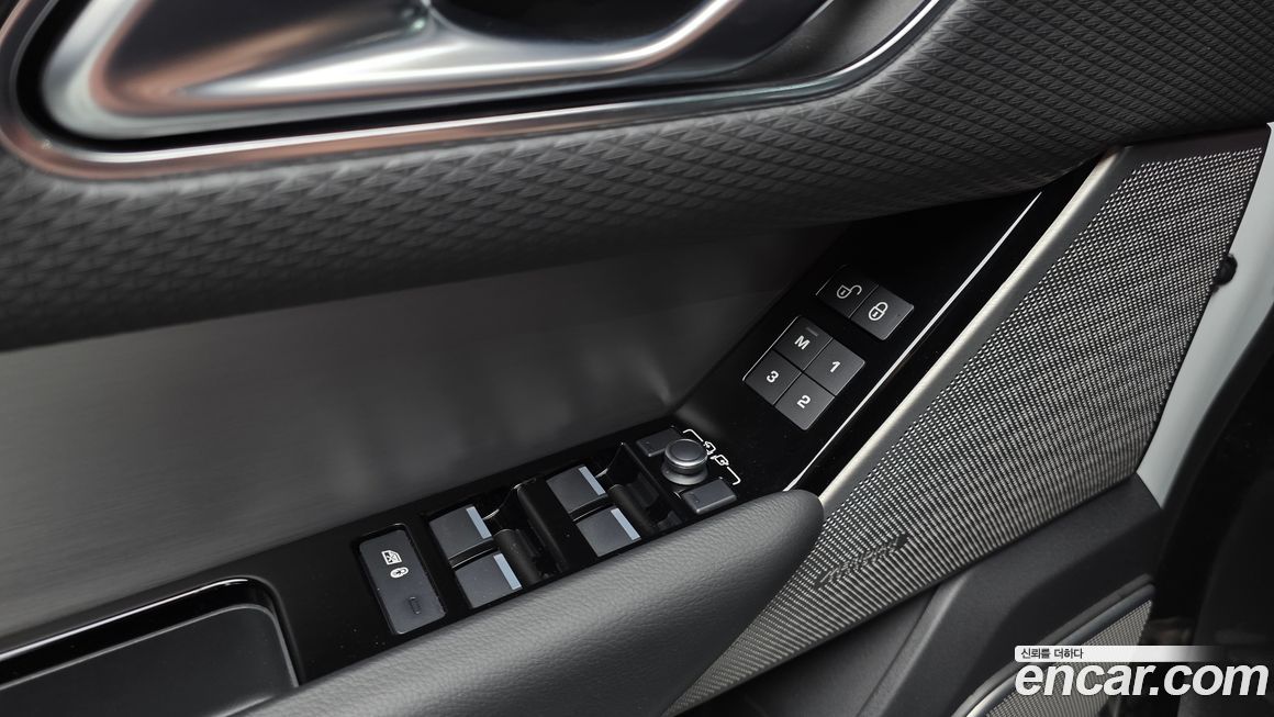 Land Rover Range Rover Velar 2020