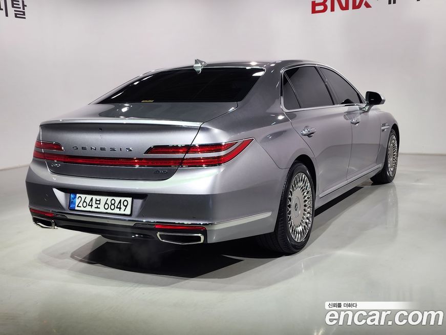 Genesis G90 2021