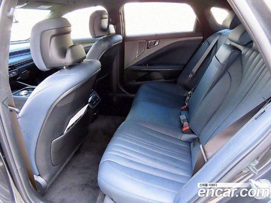 Kia K8 2025
