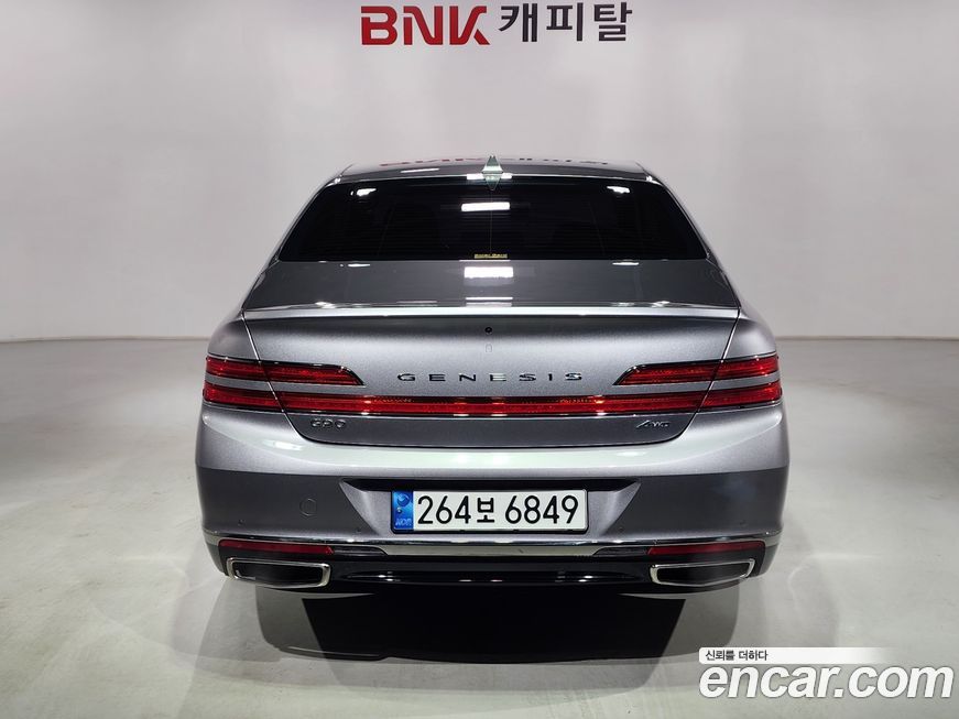 Genesis G90 2021
