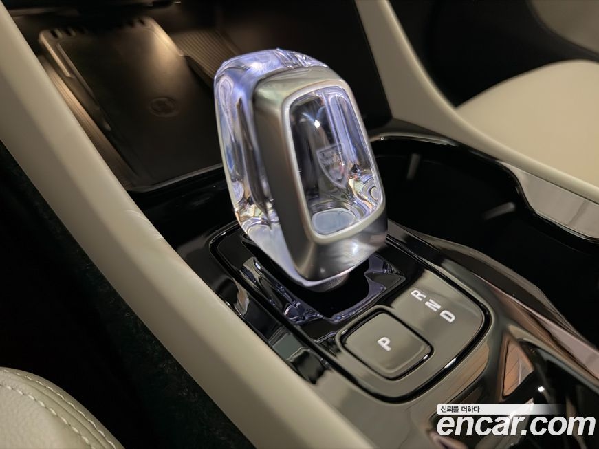 Volvo XC40 2026