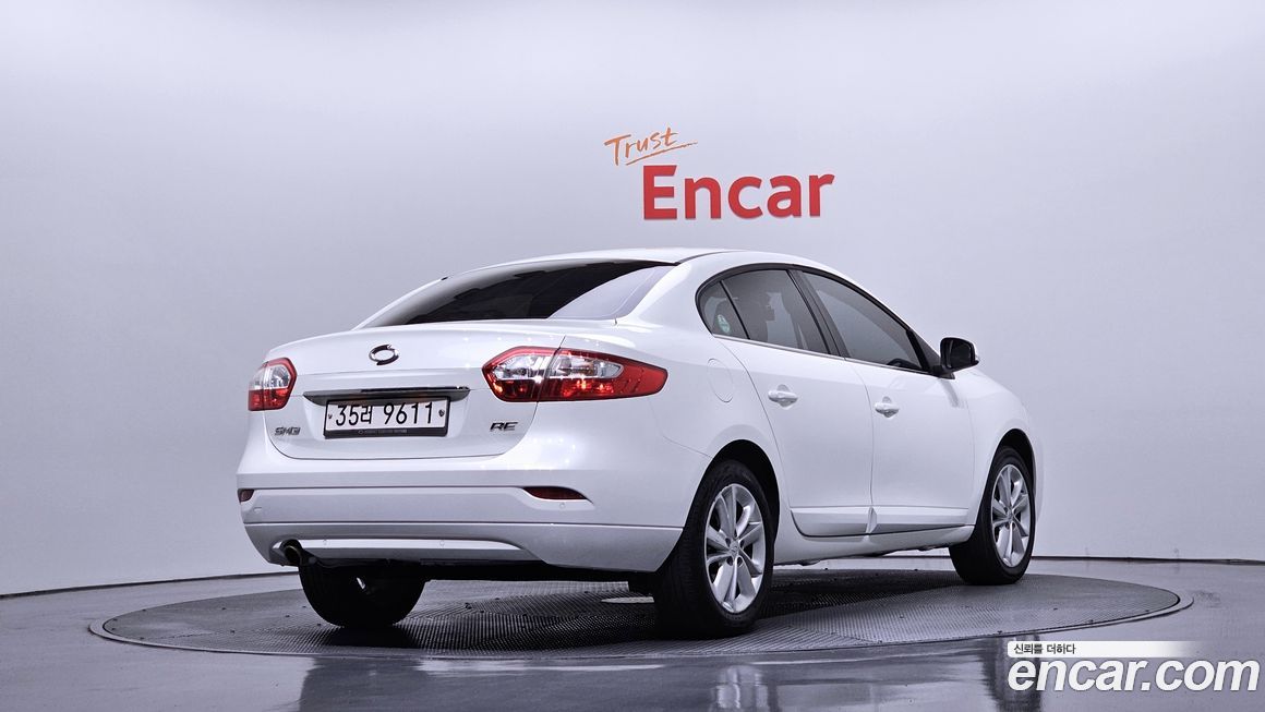 Renault-KoreaSamsung SM3 2013