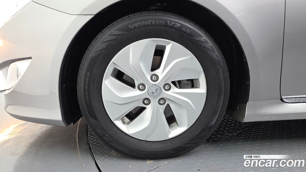 Hyundai Sonata 2013