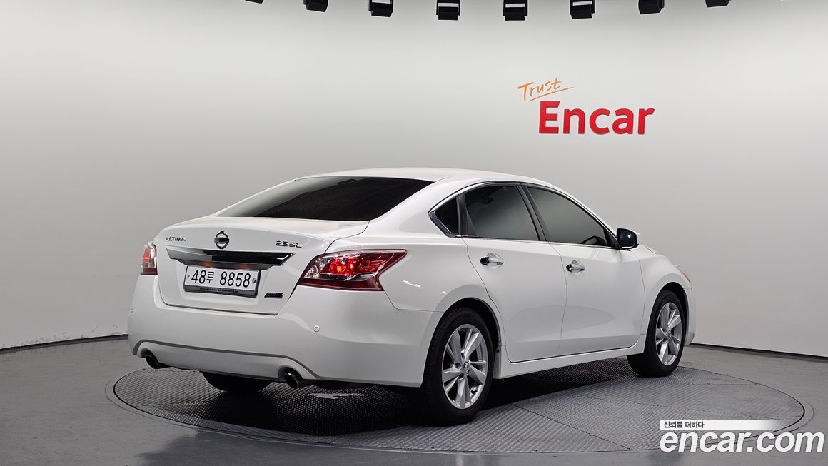Nissan Altima 2013