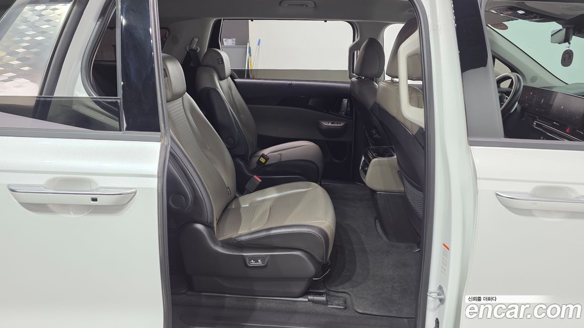 Kia Canival 2024