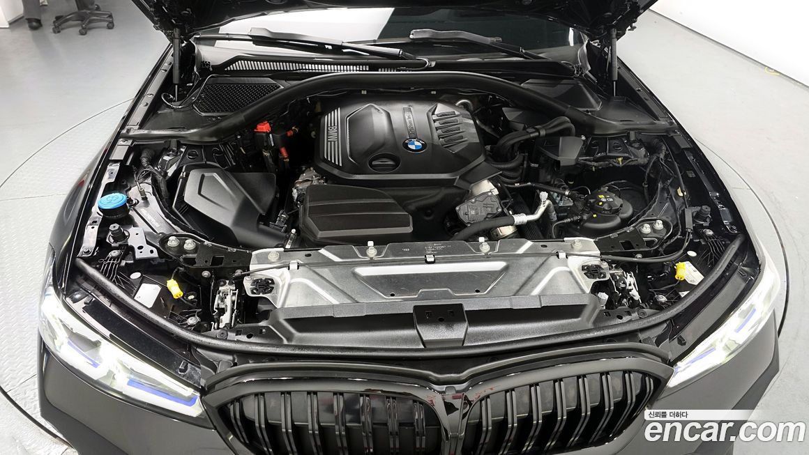 BMW 3-Series 2023
