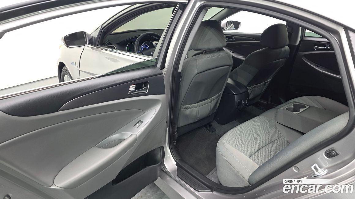 Hyundai Sonata 2013