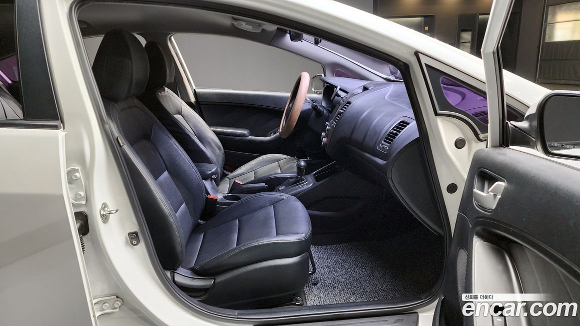 Kia K3 2015