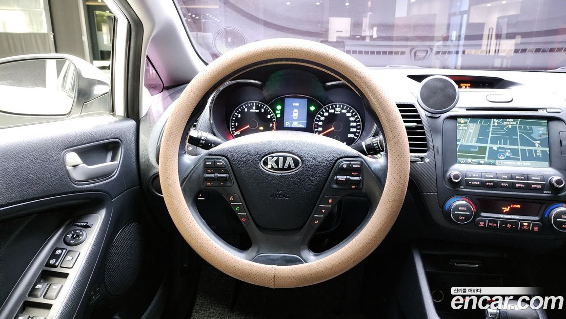 Kia K3 2015