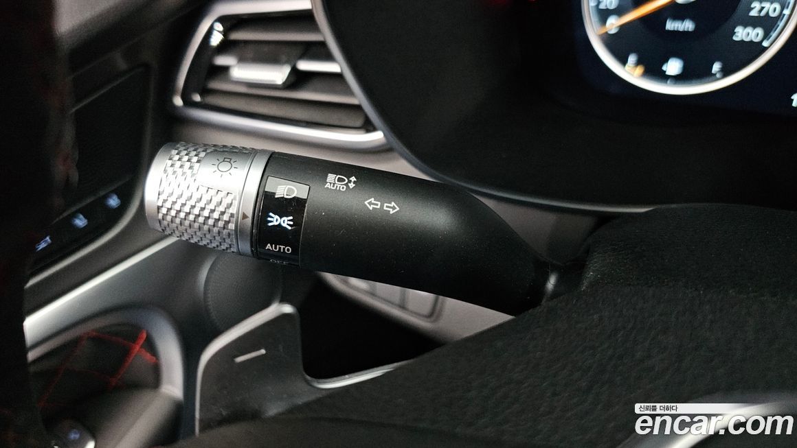 Genesis G70 2025
