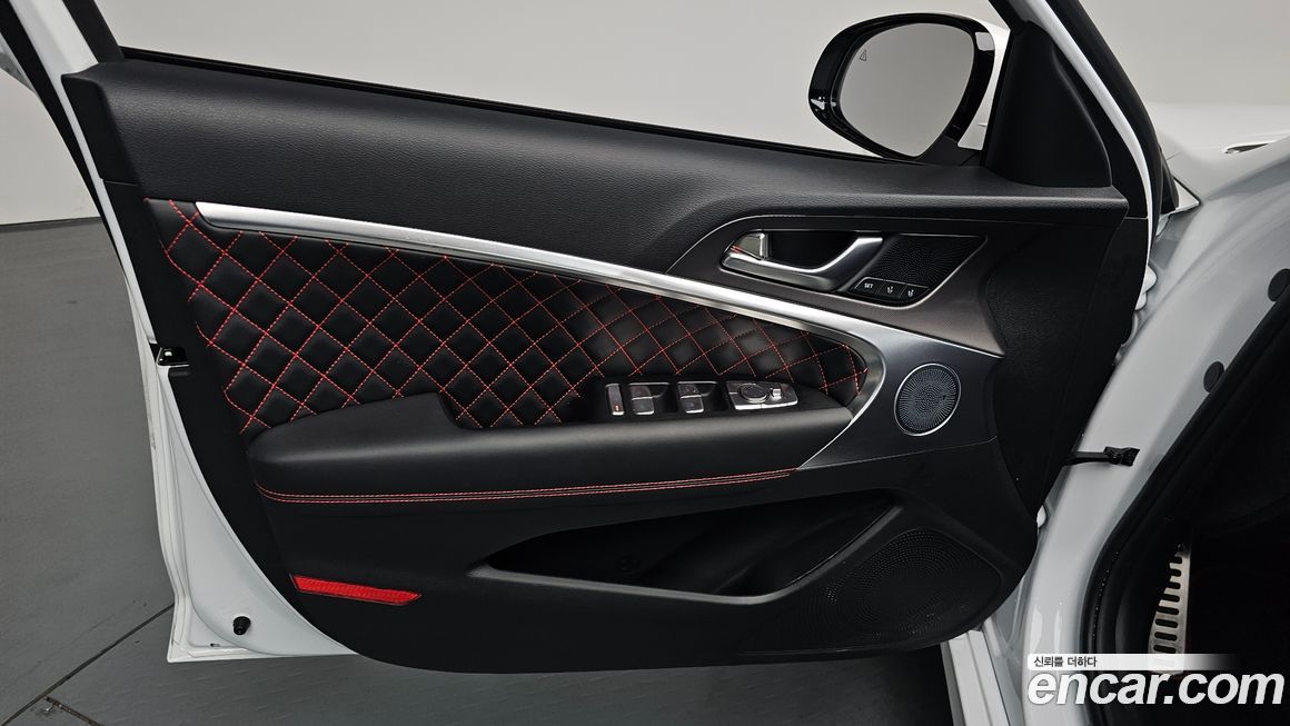 Genesis G70 2025