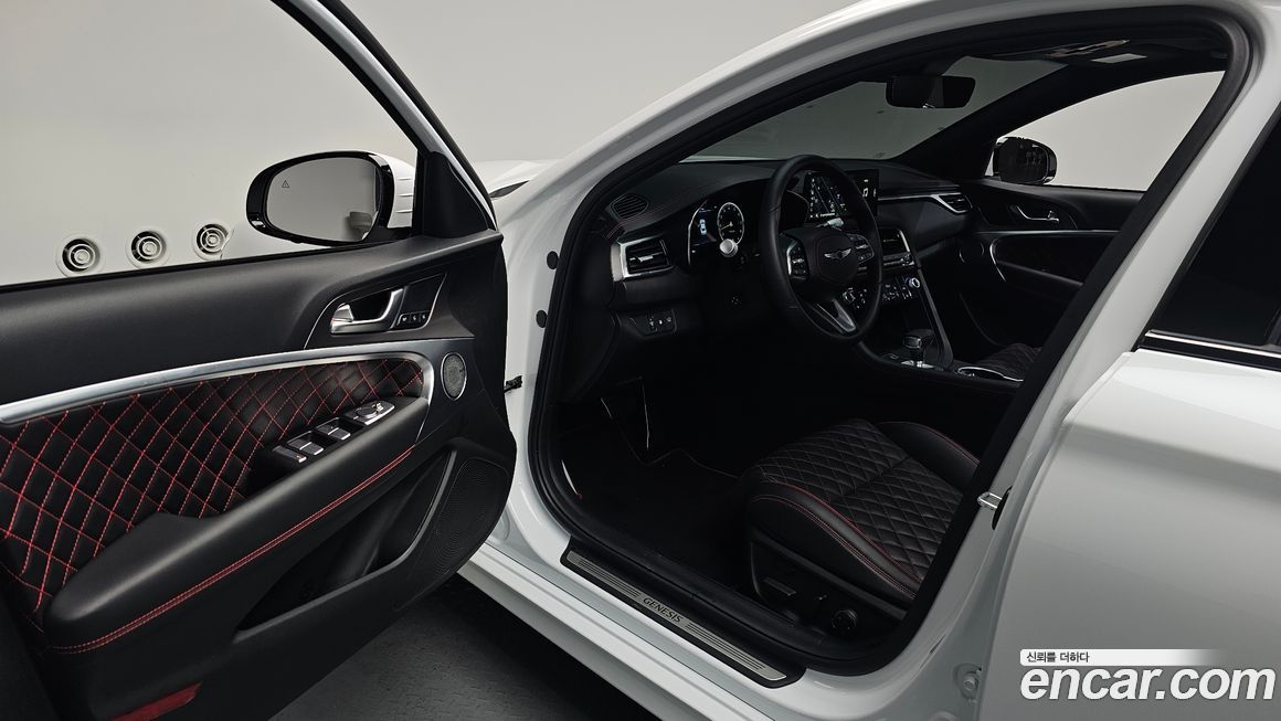 Genesis G70 2025