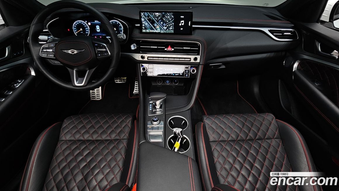 Genesis G70 2025