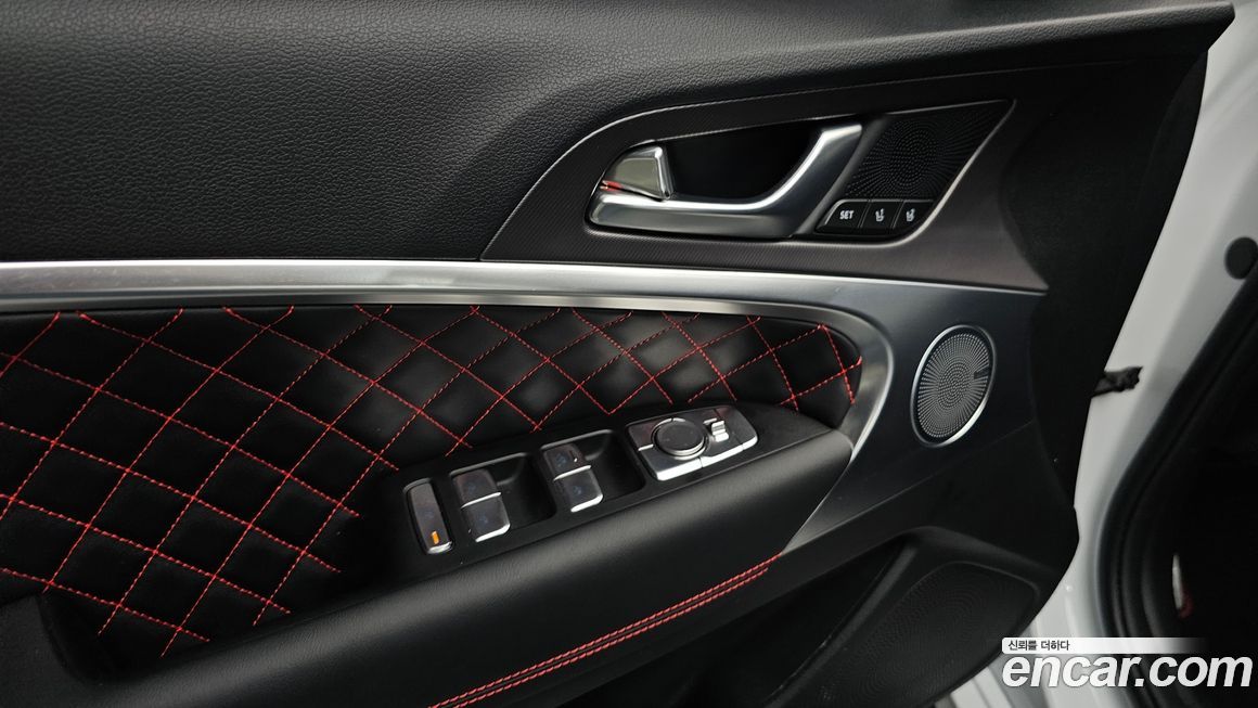 Genesis G70 2025