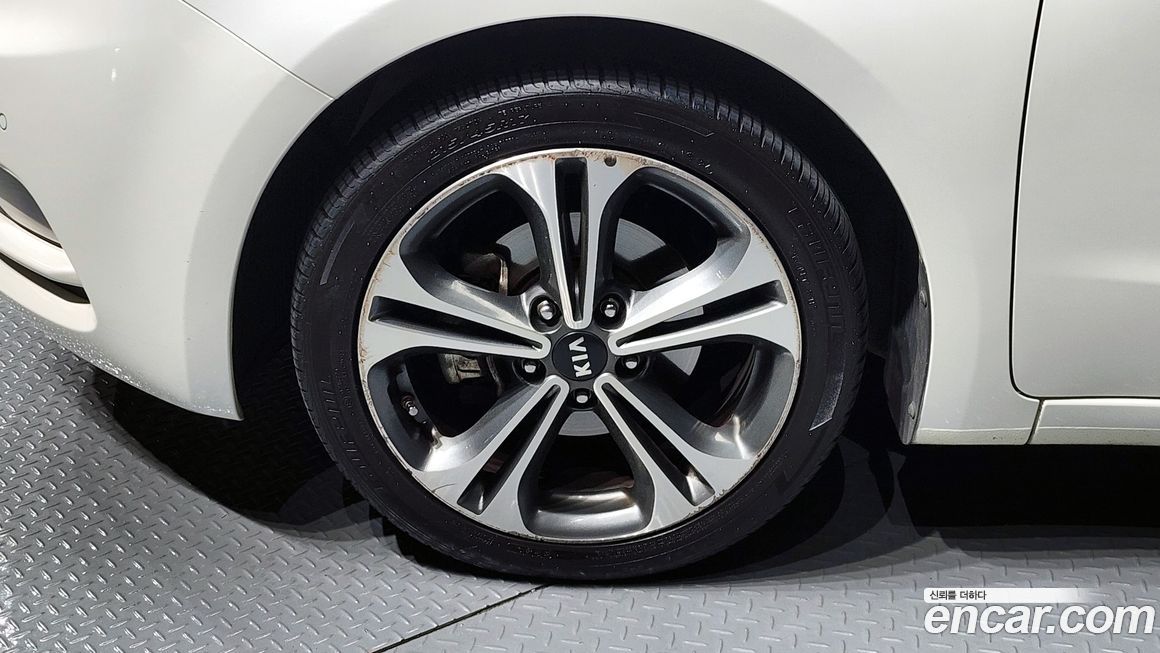 Kia K3 2015