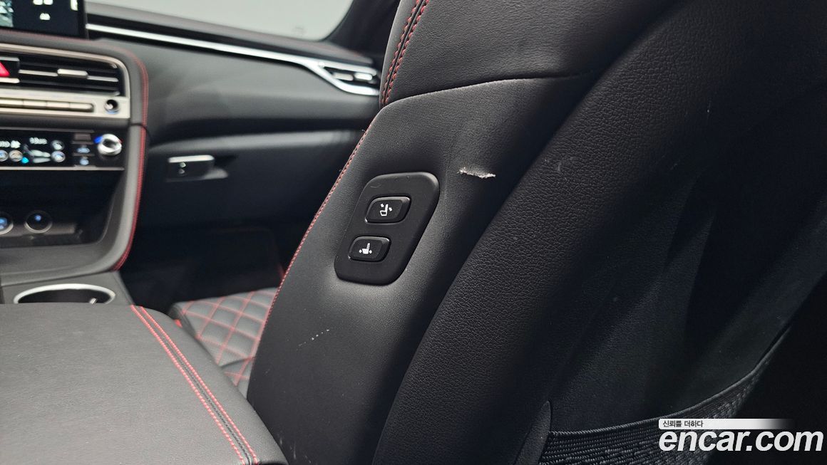 Genesis G70 2025