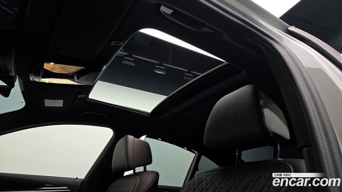 BMW 5-Series 2023