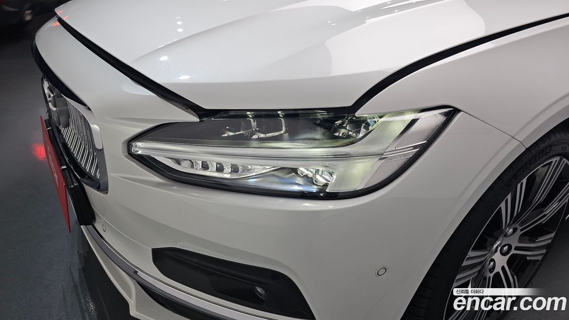 Volvo S90 2024