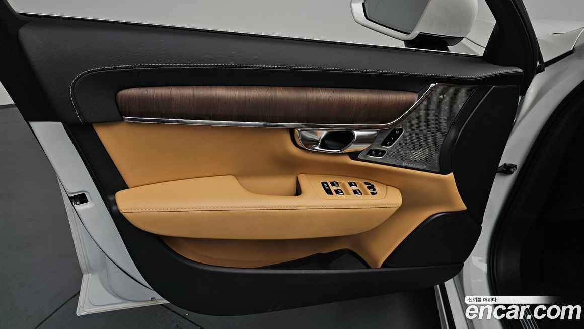 Volvo S90 2024