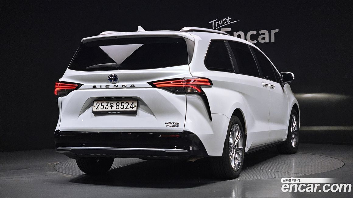 Toyota Sienna 2022