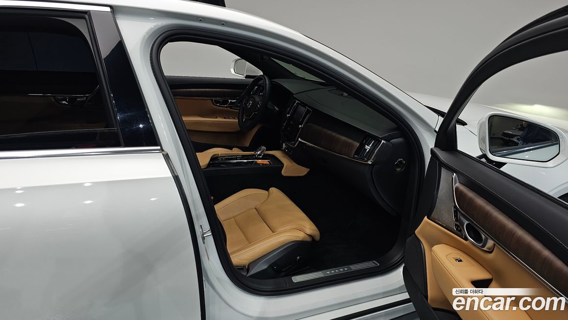 Volvo S90 2024