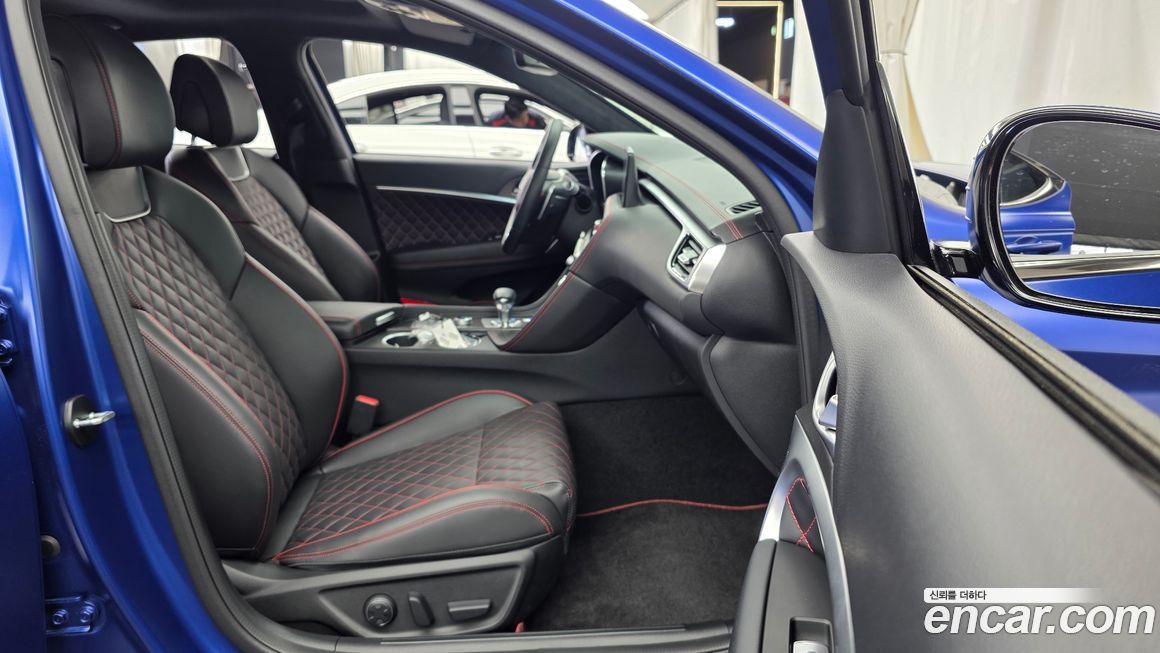 Genesis G70 2025