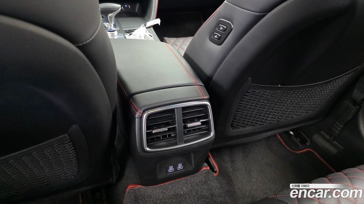 Genesis G70 2025