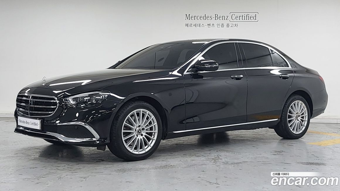 Mercedes-Benz E-Class 2023