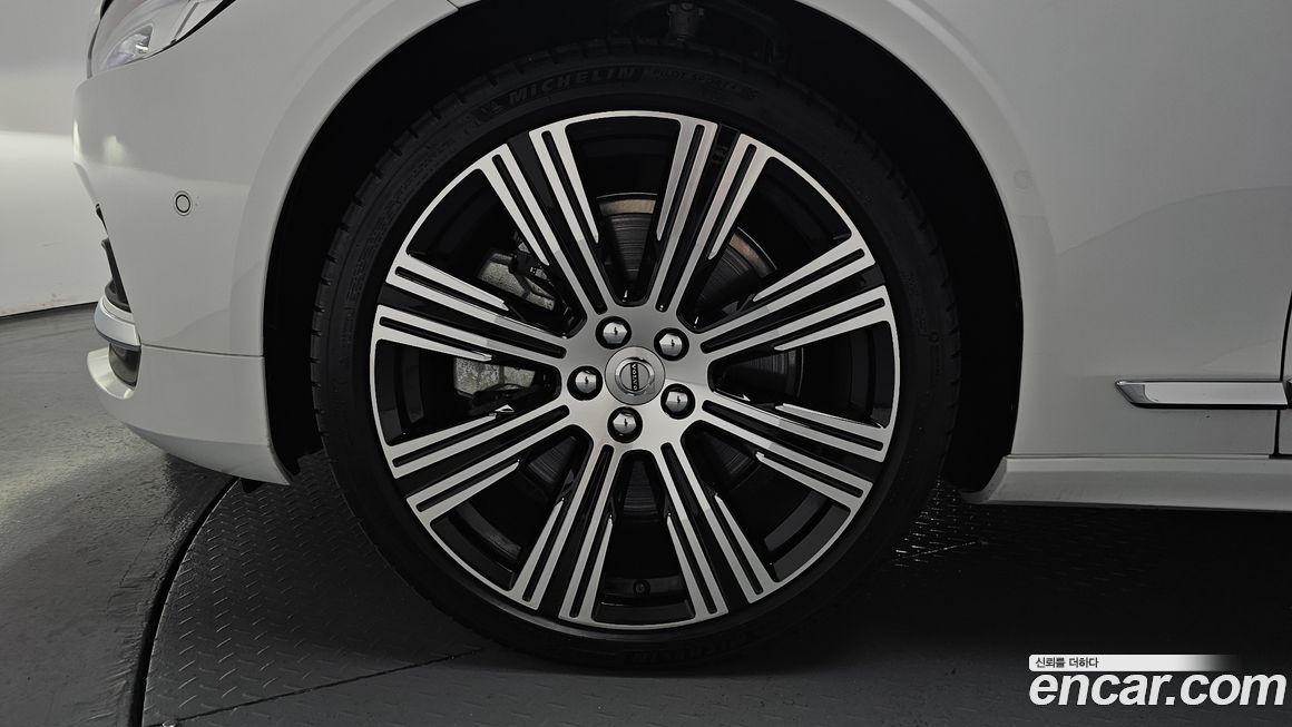 Volvo S90 2024