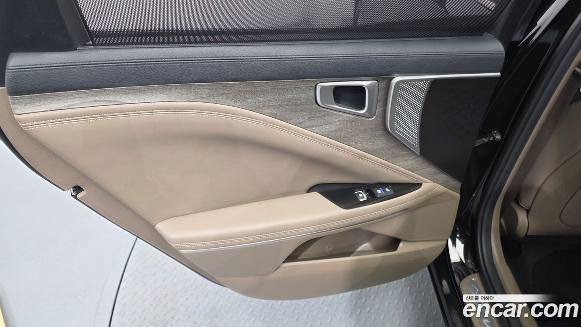Kia K8 2023