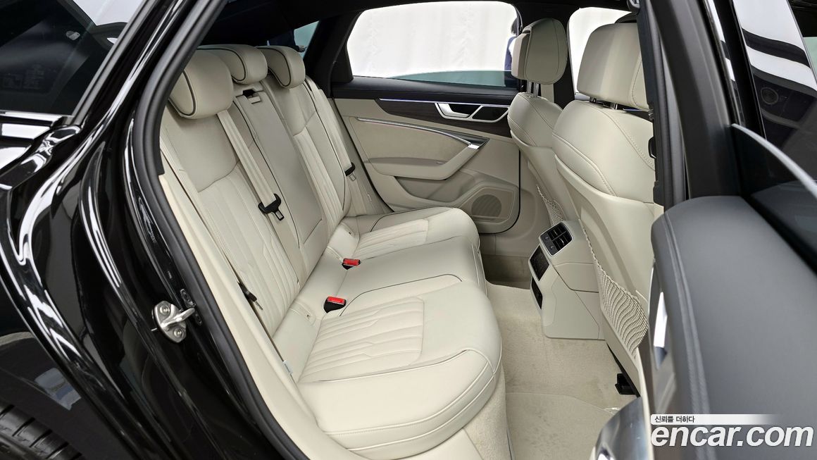 Audi A6 2025