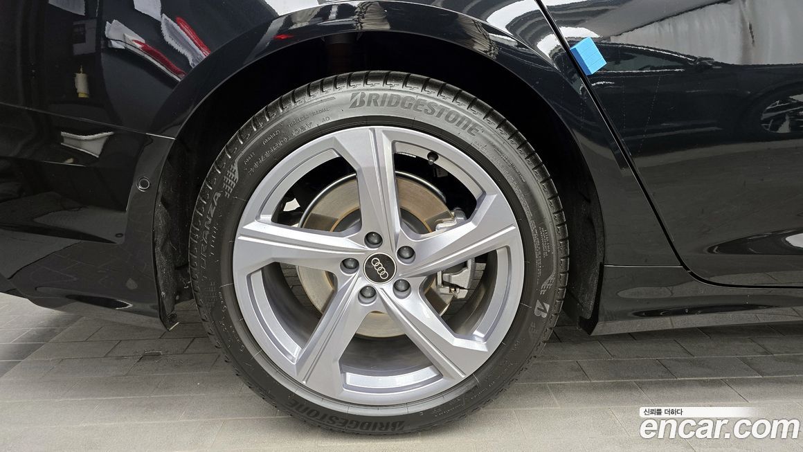 Audi A6 2025