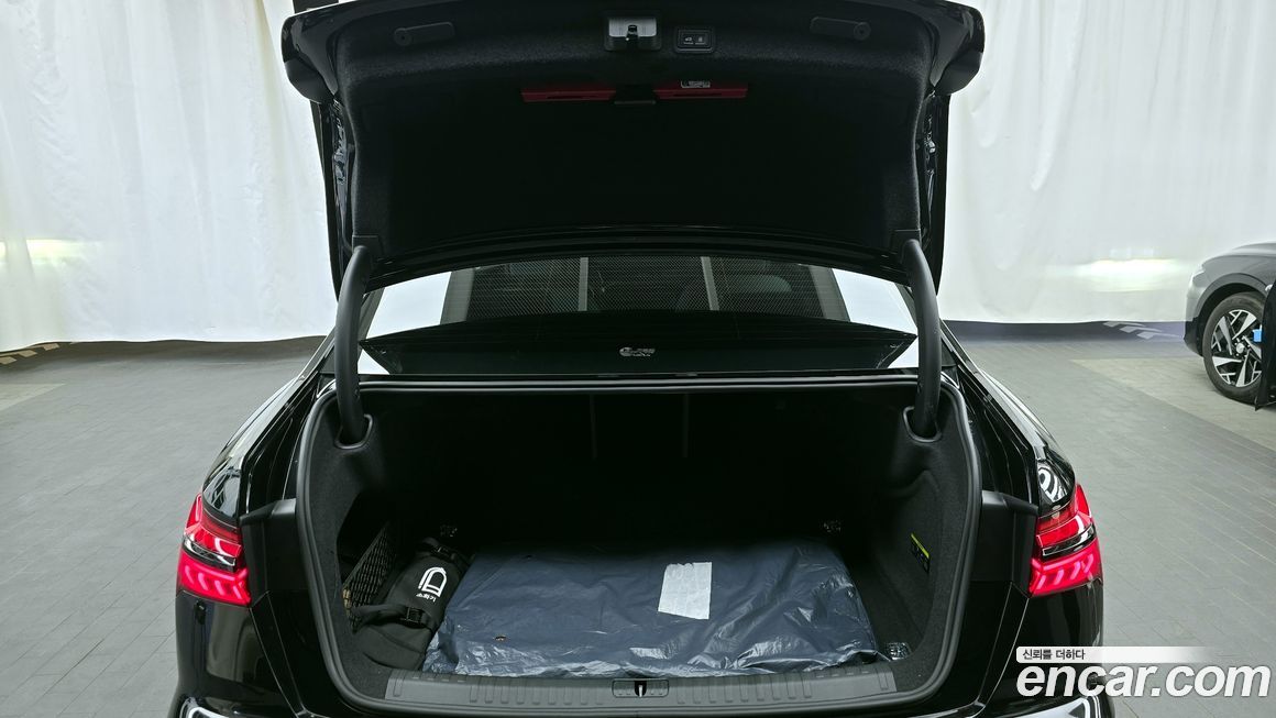 Audi A6 2025
