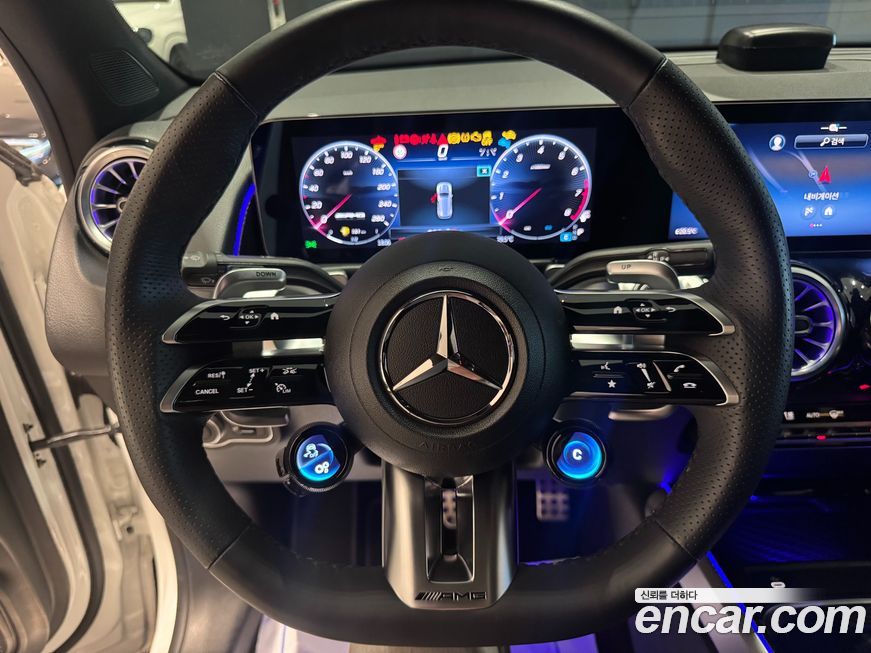 Mercedes-Benz GLB-Class 2024