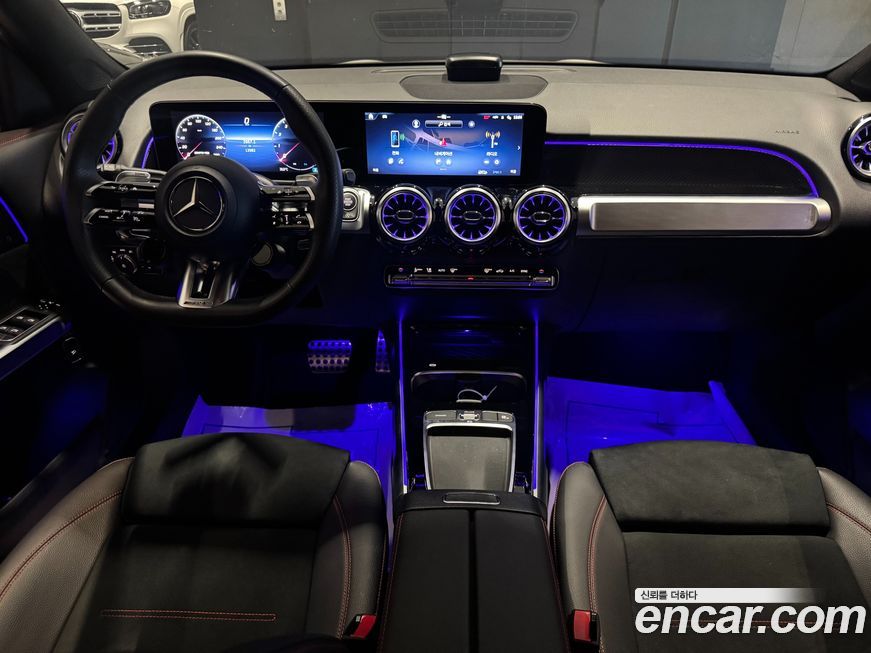 Mercedes-Benz GLB-Class 2024