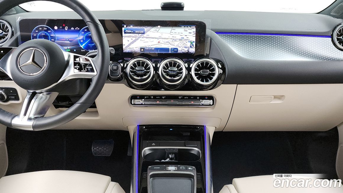 Mercedes-Benz EQA 2025
