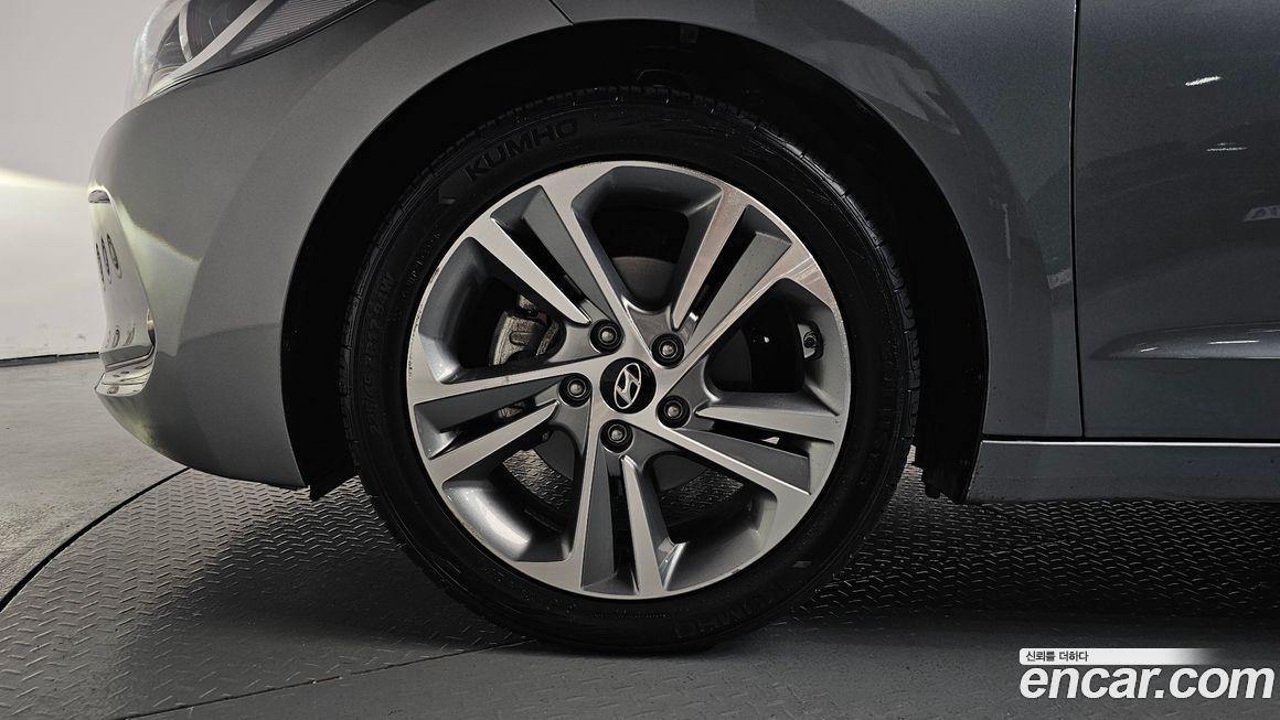 Hyundai AVANTE 2018