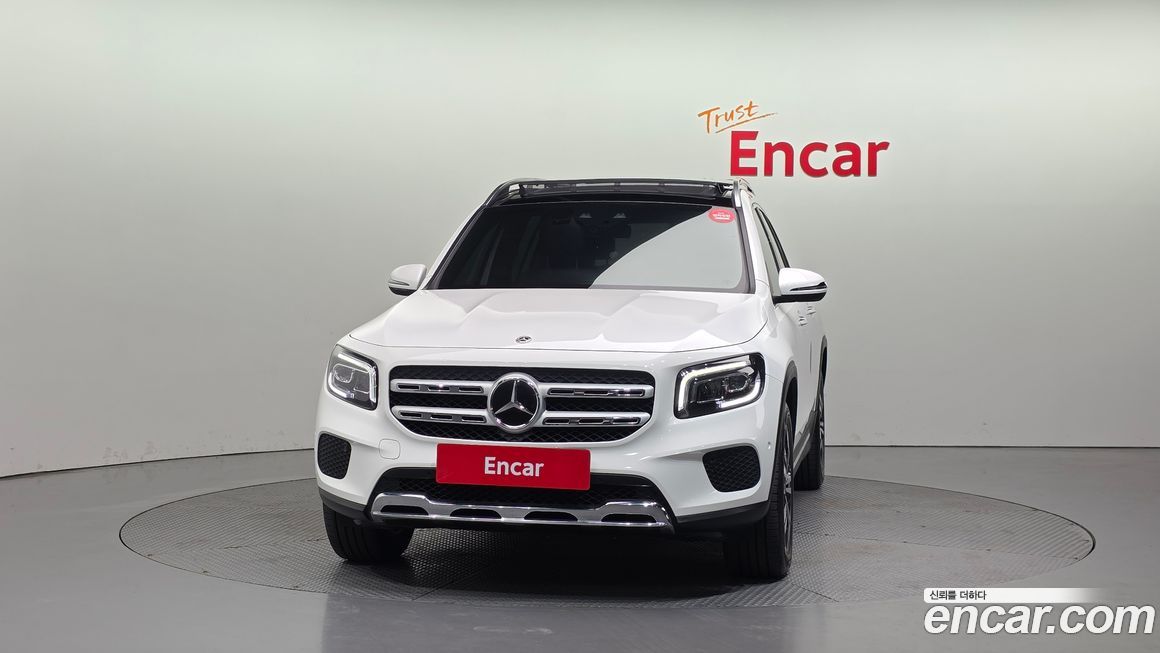 Mercedes-Benz GLB-Class 2022