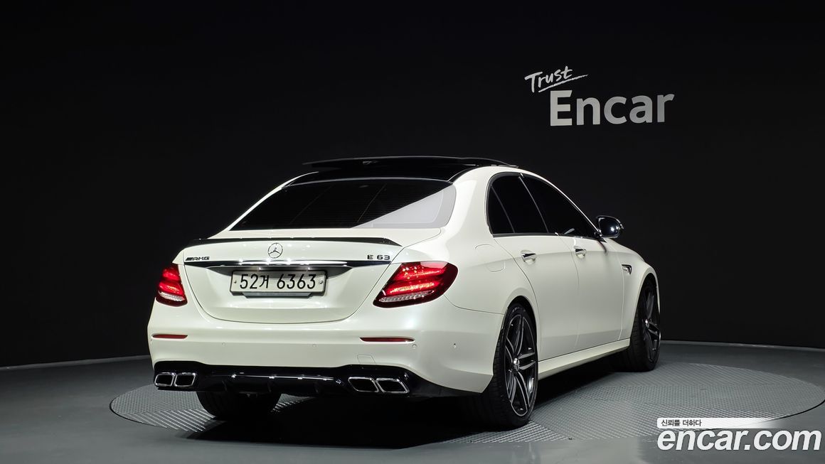 Mercedes-Benz E-Class 2018