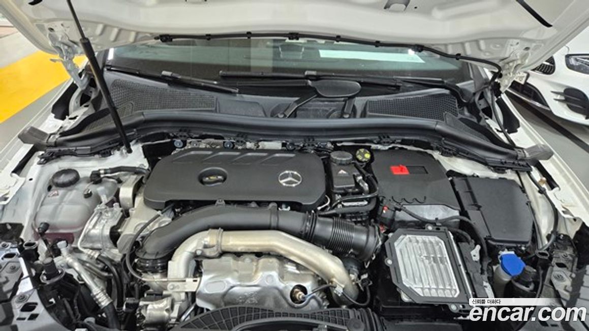 Mercedes-Benz GLA-Class 2026