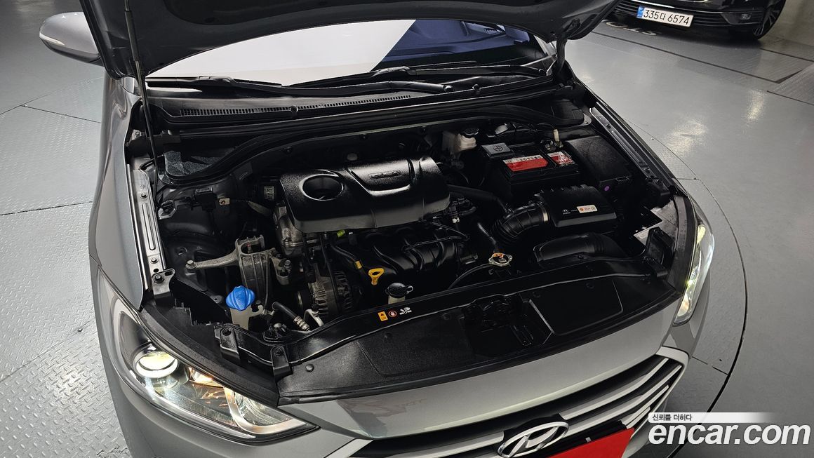 Hyundai AVANTE 2018
