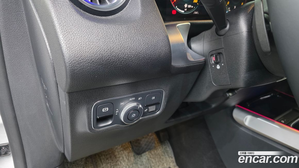 Mercedes-Benz GLB-Class 2022