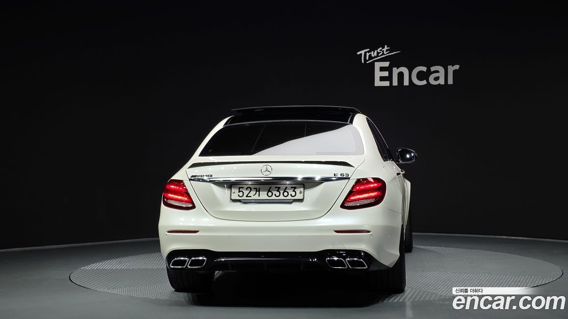 Mercedes-Benz E-Class 2018