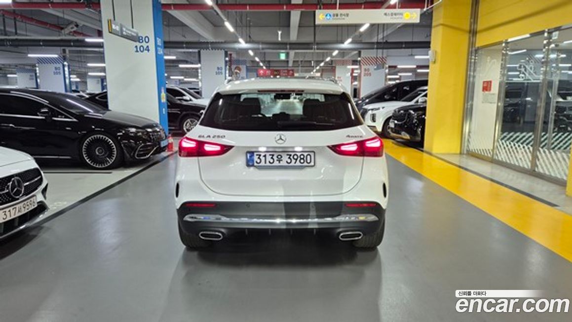 Mercedes-Benz GLA-Class 2026