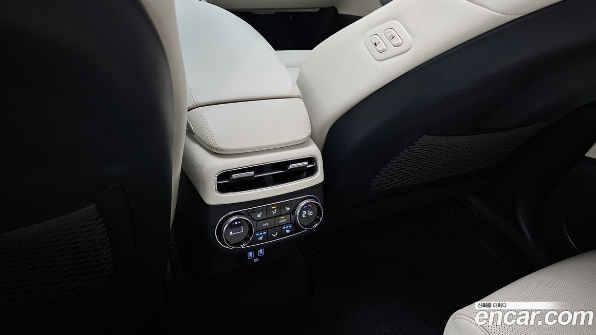 Genesis GV70 2022